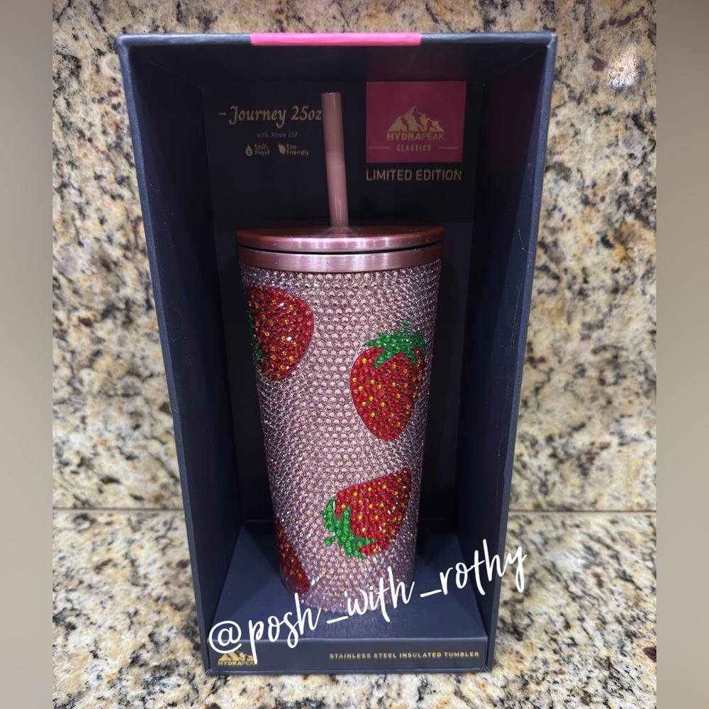 🍓🍓🍓HydraPeak Limited Edition Strawberry Tumbler, BNIB 🍓🍓🍓